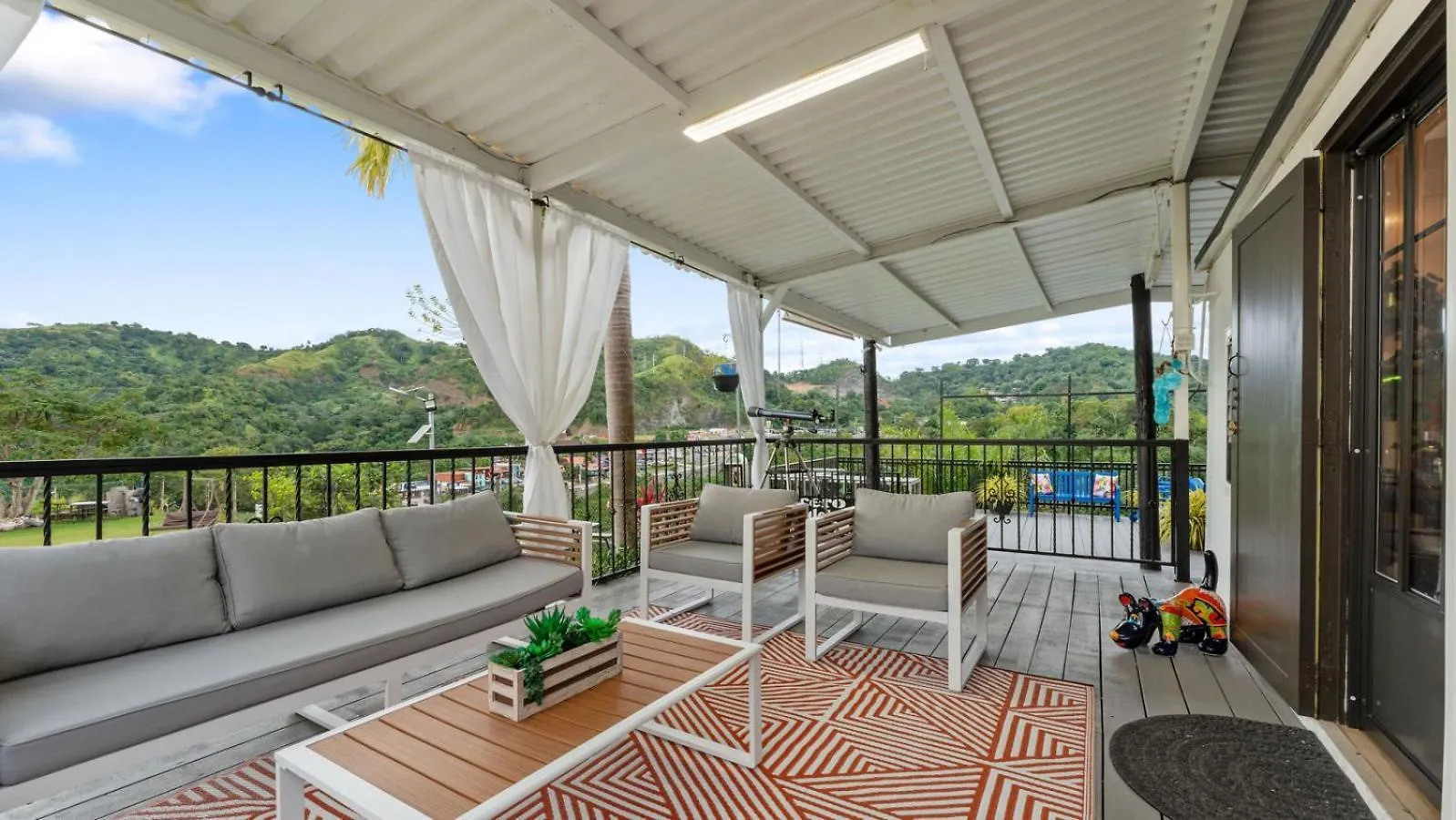 Lucero Del Mar- Jacuzzi And Ocean Views Apartment Las Marias Puerto Rico